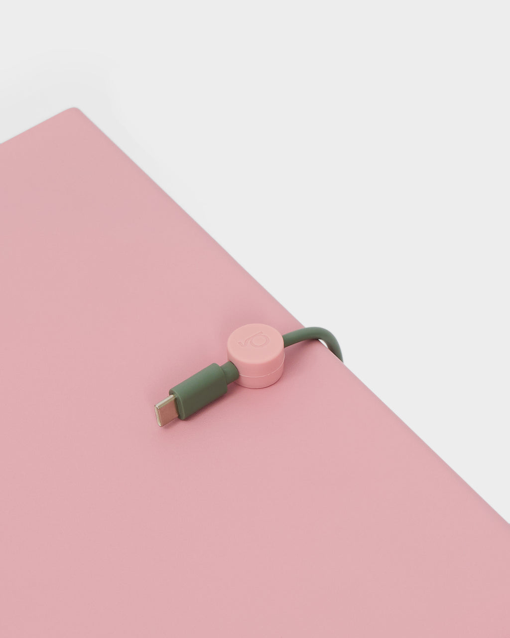 Pedestal Cable Clips Cable Managers 015 Bubble Gum