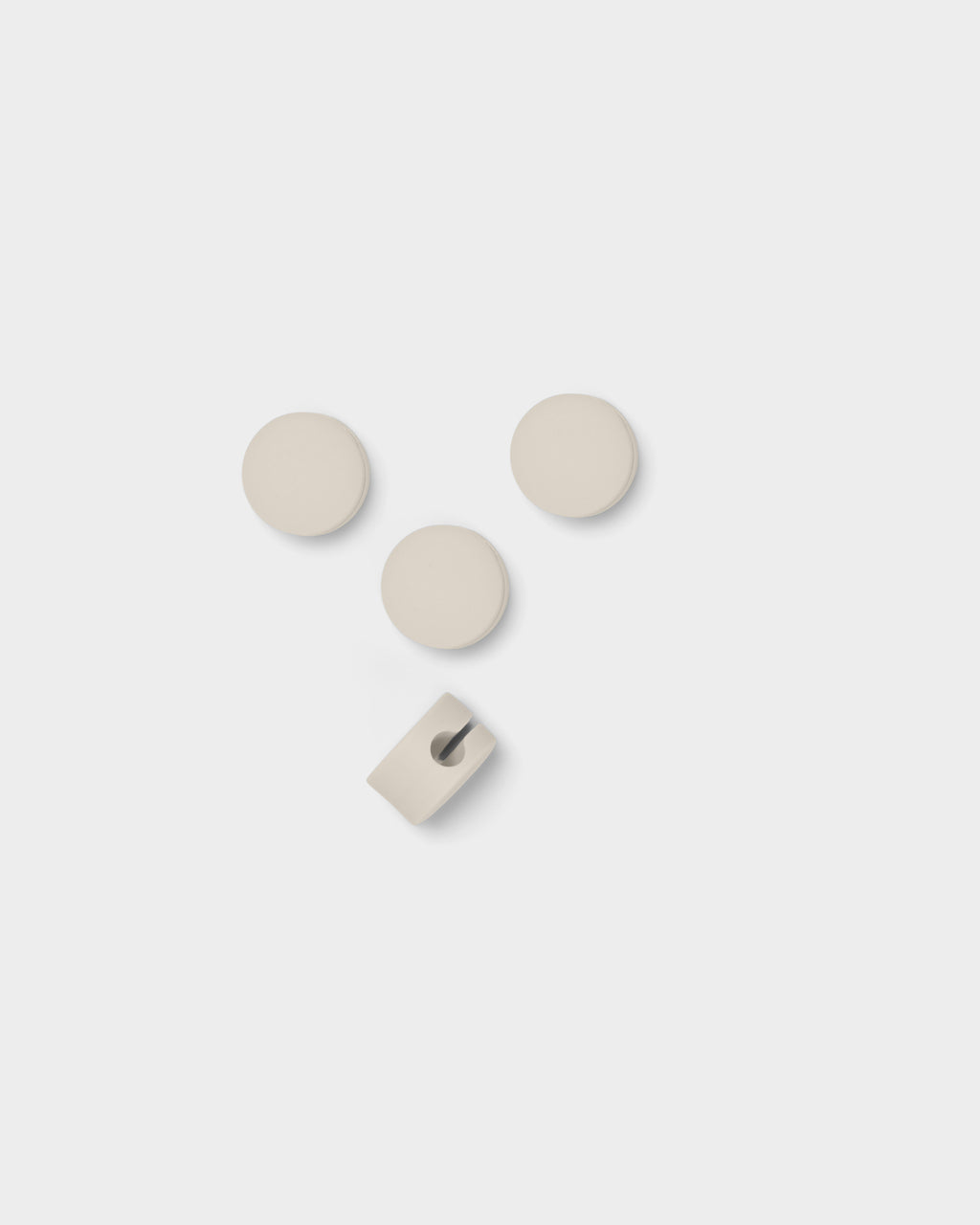 Pedestal Cable Dots Cable Managers 007 Pearl