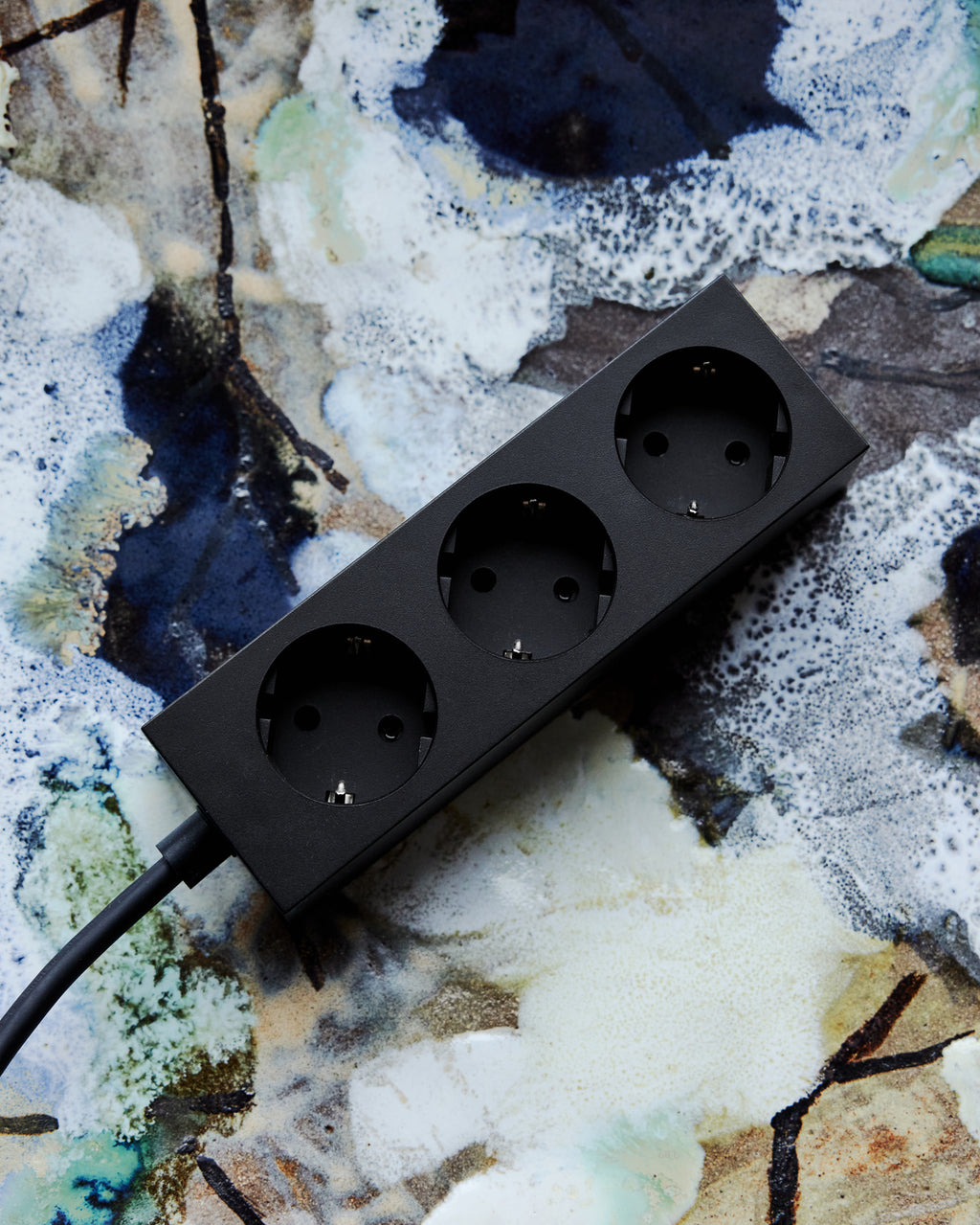 Pedestal Power Bar 5 meters Power Bar 001 Charcoal