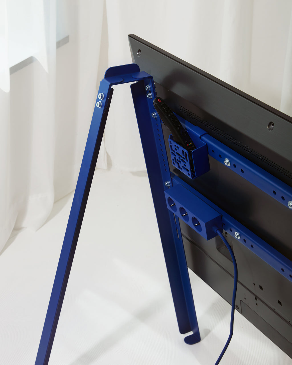 Pedestal Power Bar 5 meters Power Bar 006 Ultra Marine